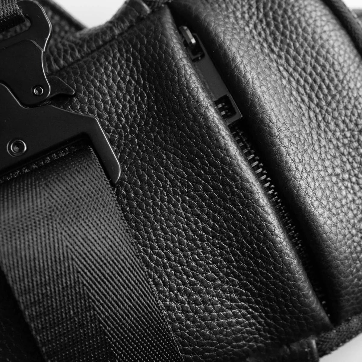 Travel Sling Bag | Läder